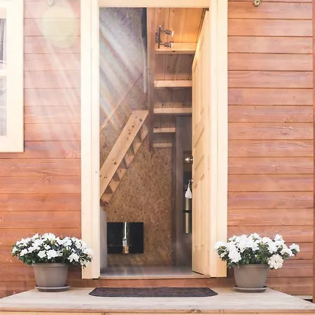 Once Upon A Woodenhouse 아파트 Kanálion