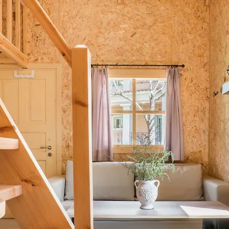 아파트 Once Upon A Woodenhouse